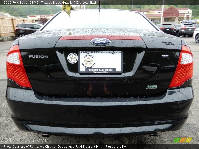 Tuxedo Black Metallic / Charcoal Black 2010 Ford Fusion SE V6