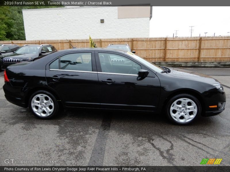 Tuxedo Black Metallic / Charcoal Black 2010 Ford Fusion SE V6