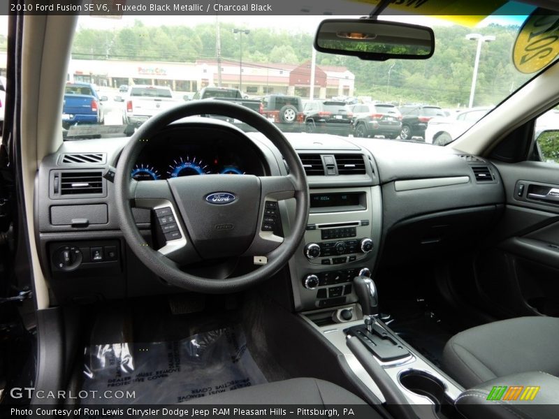 Tuxedo Black Metallic / Charcoal Black 2010 Ford Fusion SE V6