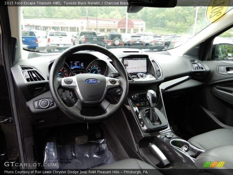 Tuxedo Black Metallic / Charcoal Black 2015 Ford Escape Titanium 4WD