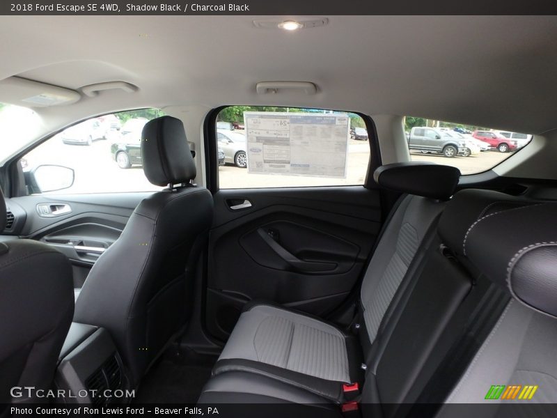 Shadow Black / Charcoal Black 2018 Ford Escape SE 4WD