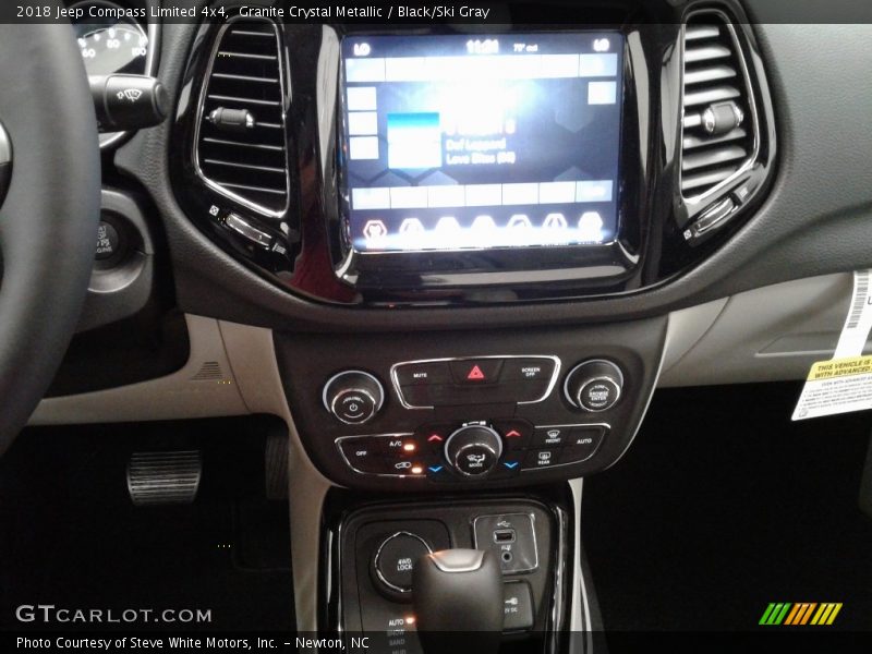 Granite Crystal Metallic / Black/Ski Gray 2018 Jeep Compass Limited 4x4