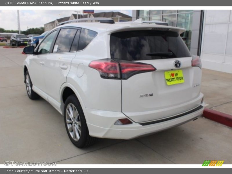 Blizzard White Pearl / Ash 2018 Toyota RAV4 Platinum