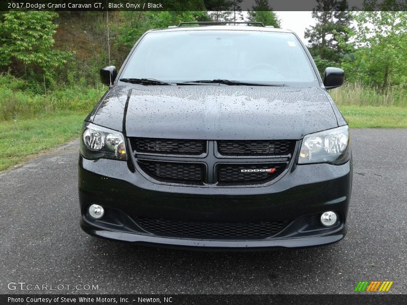 Black Onyx / Black 2017 Dodge Grand Caravan GT