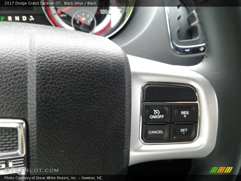 Black Onyx / Black 2017 Dodge Grand Caravan GT