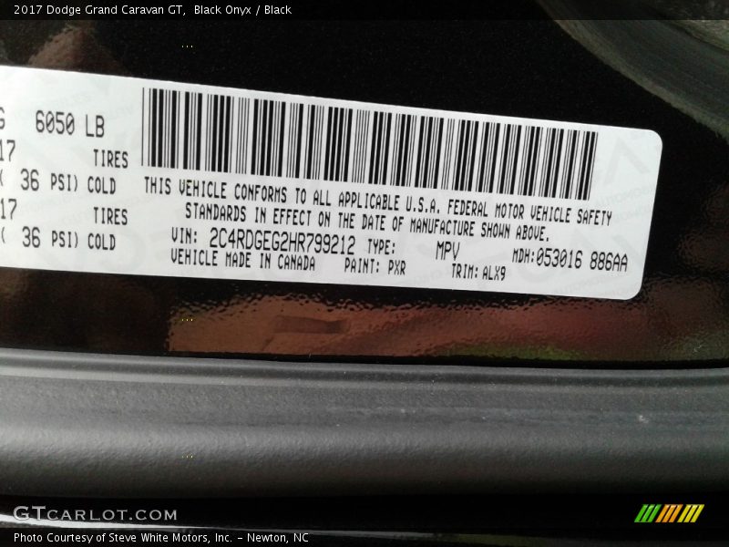 Black Onyx / Black 2017 Dodge Grand Caravan GT