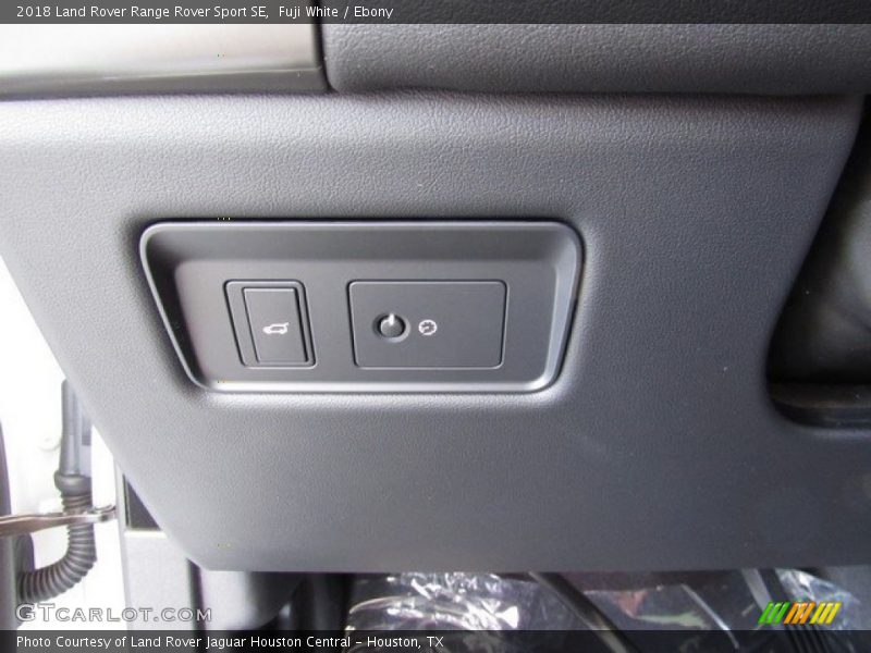 Fuji White / Ebony 2018 Land Rover Range Rover Sport SE