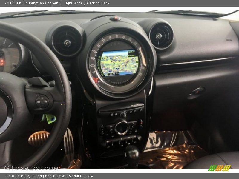 Light White / Carbon Black 2015 Mini Countryman Cooper S