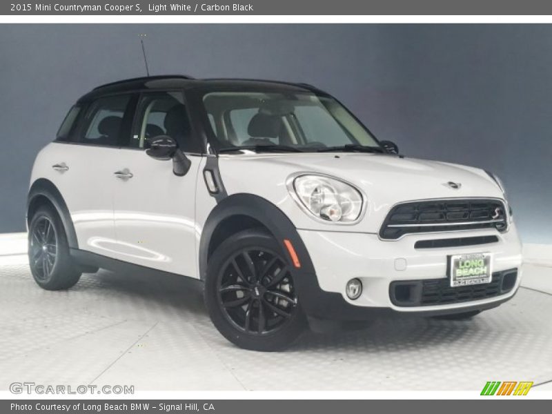 Light White / Carbon Black 2015 Mini Countryman Cooper S