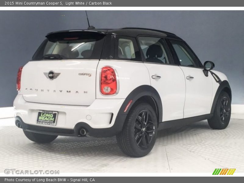 Light White / Carbon Black 2015 Mini Countryman Cooper S