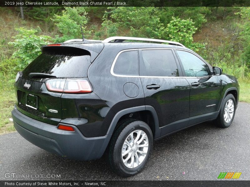 Diamond Black Crystal Pearl / Black 2019 Jeep Cherokee Latitude