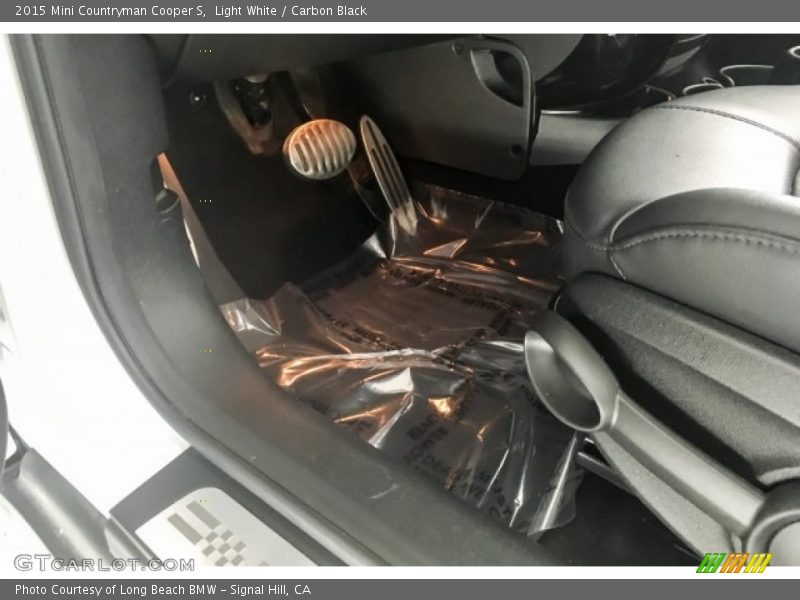 Light White / Carbon Black 2015 Mini Countryman Cooper S