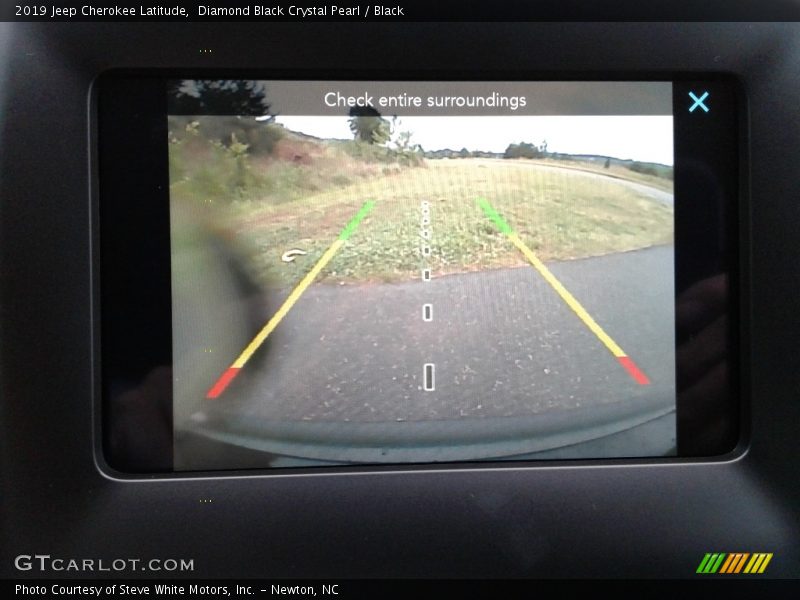 Diamond Black Crystal Pearl / Black 2019 Jeep Cherokee Latitude
