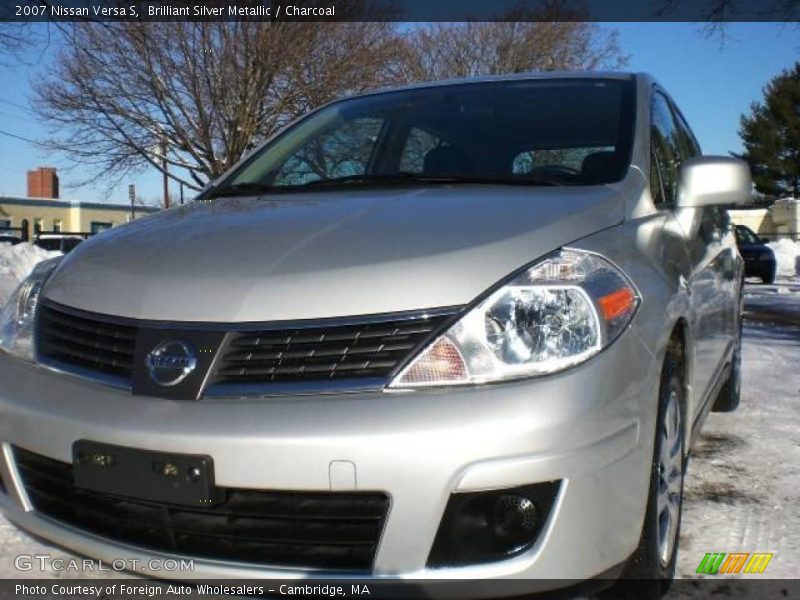 Brilliant Silver Metallic / Charcoal 2007 Nissan Versa S