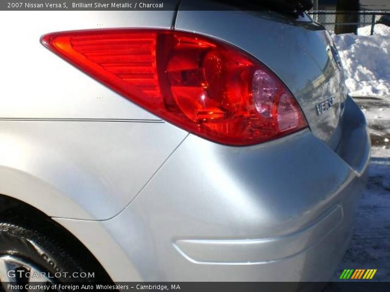 Brilliant Silver Metallic / Charcoal 2007 Nissan Versa S