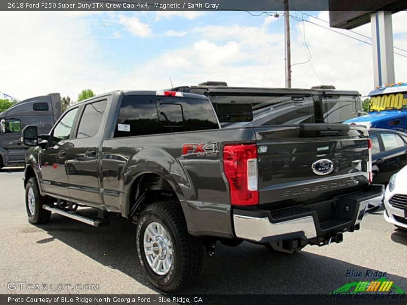 Magnetic / Earth Gray 2018 Ford F250 Super Duty STX Crew Cab 4x4