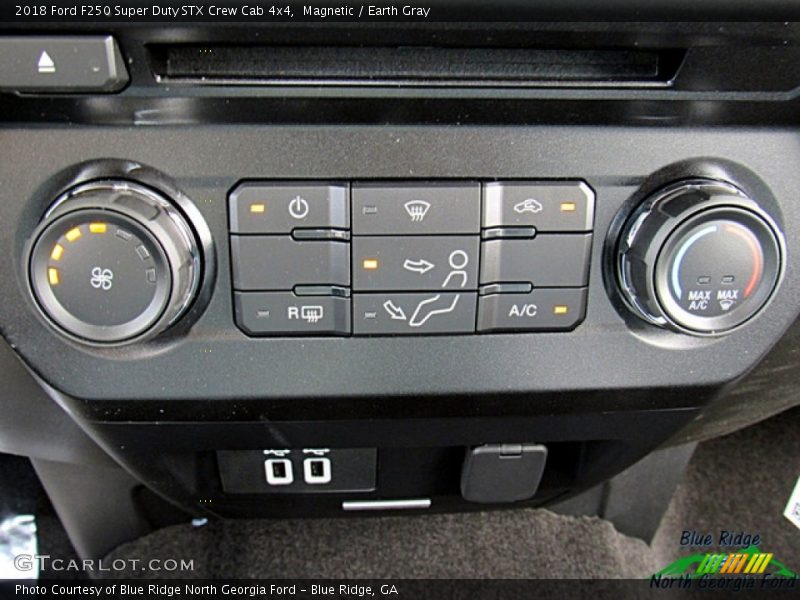 Magnetic / Earth Gray 2018 Ford F250 Super Duty STX Crew Cab 4x4