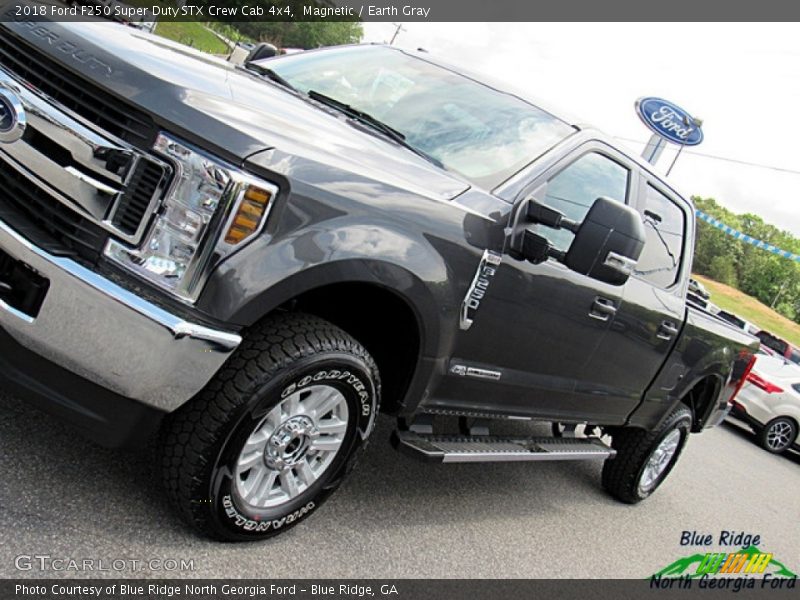 Magnetic / Earth Gray 2018 Ford F250 Super Duty STX Crew Cab 4x4