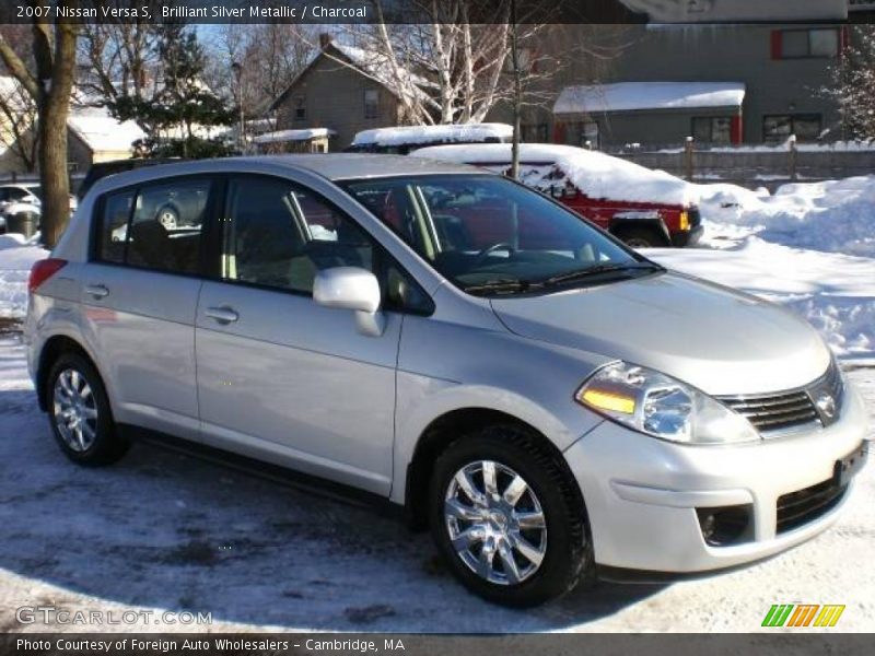 Brilliant Silver Metallic / Charcoal 2007 Nissan Versa S