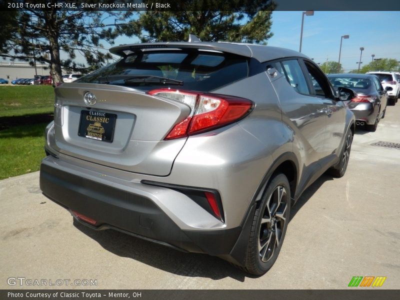 Silver Knockout Metallic / Black 2018 Toyota C-HR XLE