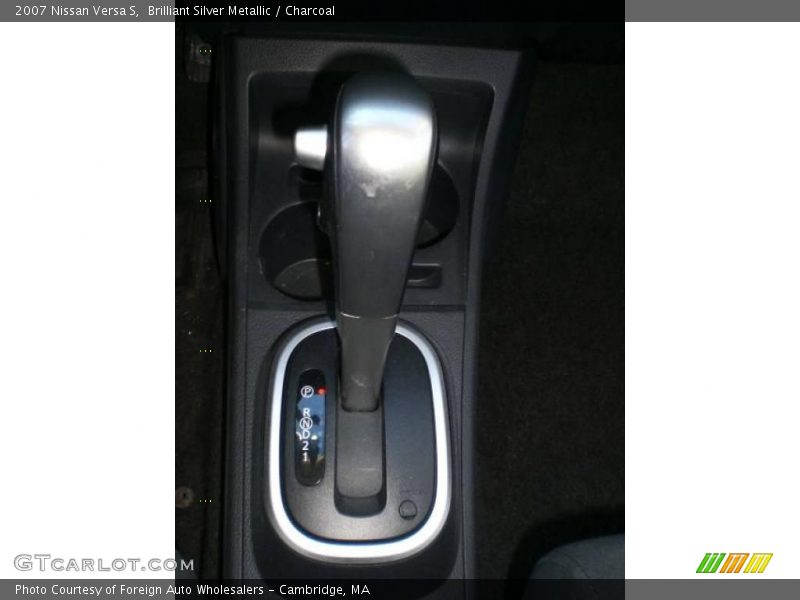 Brilliant Silver Metallic / Charcoal 2007 Nissan Versa S