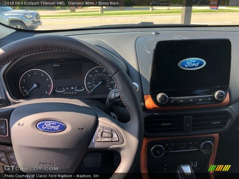 Diamond White / Ebony Black 2018 Ford EcoSport Titanium 4WD