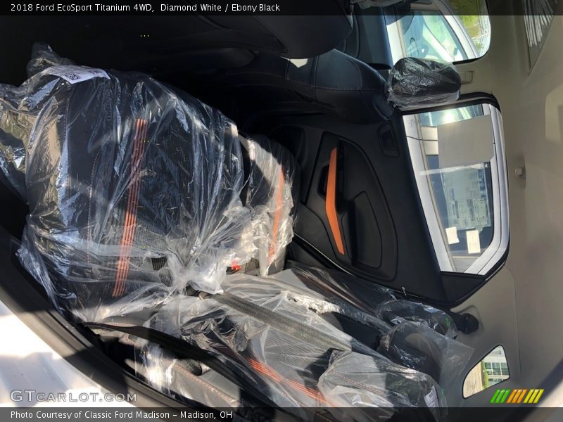 Diamond White / Ebony Black 2018 Ford EcoSport Titanium 4WD