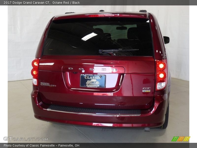 Octane Red / Black 2017 Dodge Grand Caravan GT
