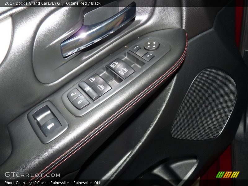 Octane Red / Black 2017 Dodge Grand Caravan GT