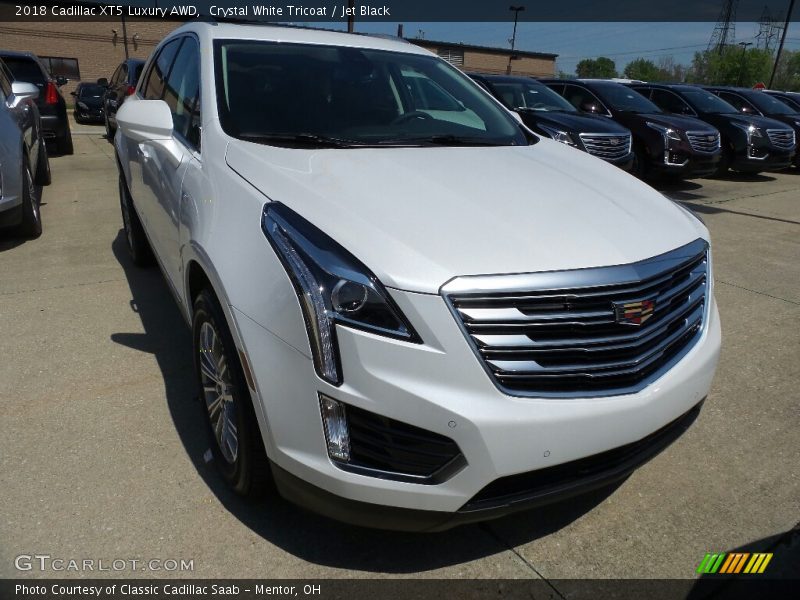 Crystal White Tricoat / Jet Black 2018 Cadillac XT5 Luxury AWD