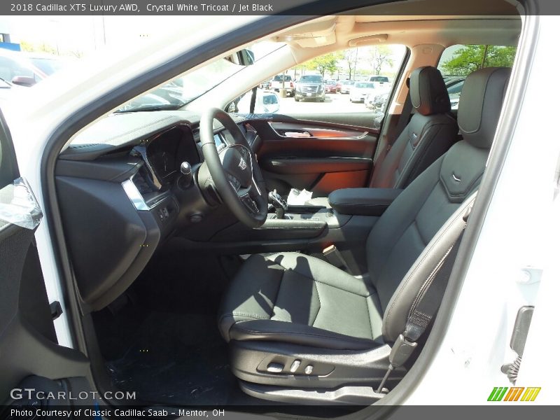 Crystal White Tricoat / Jet Black 2018 Cadillac XT5 Luxury AWD