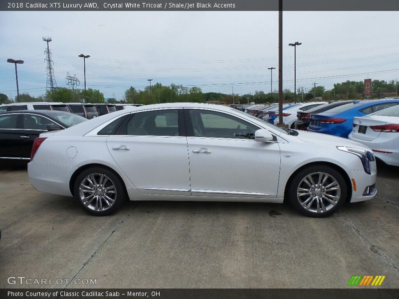  2018 XTS Luxury AWD Crystal White Tricoat