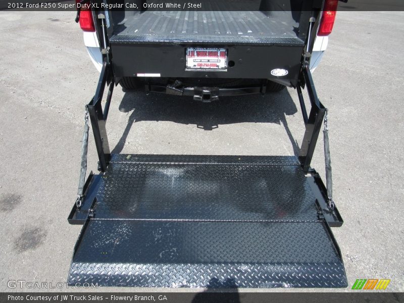 Oxford White / Steel 2012 Ford F250 Super Duty XL Regular Cab