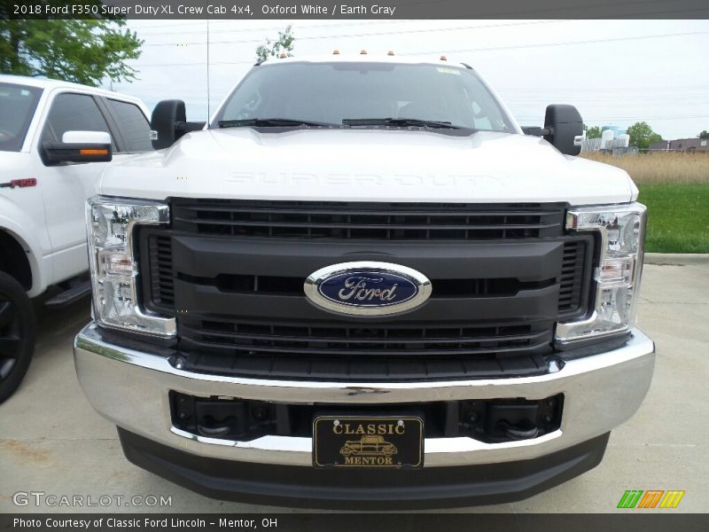 Oxford White / Earth Gray 2018 Ford F350 Super Duty XL Crew Cab 4x4