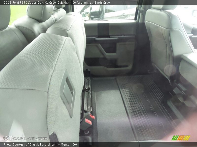 Oxford White / Earth Gray 2018 Ford F350 Super Duty XL Crew Cab 4x4