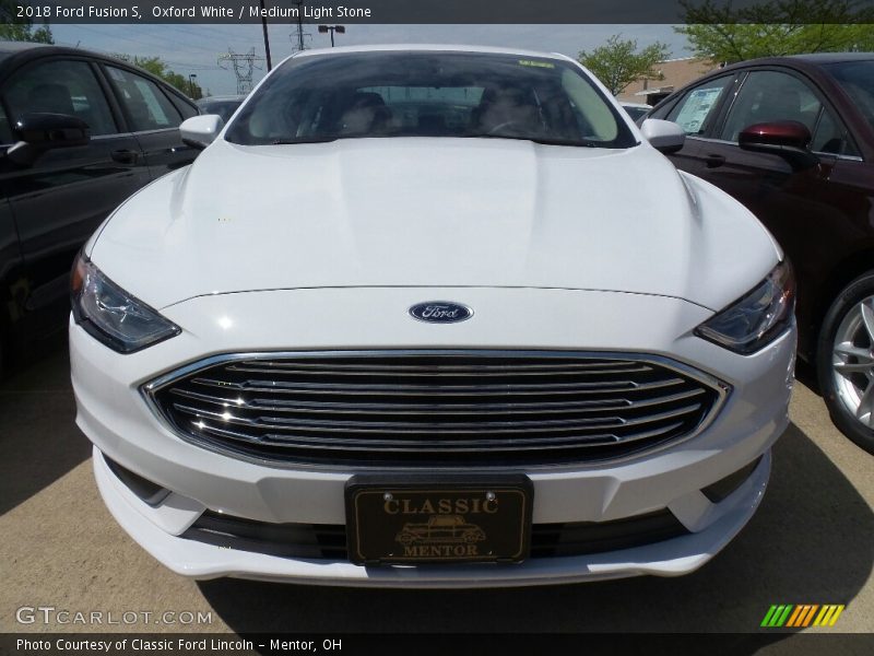 Oxford White / Medium Light Stone 2018 Ford Fusion S