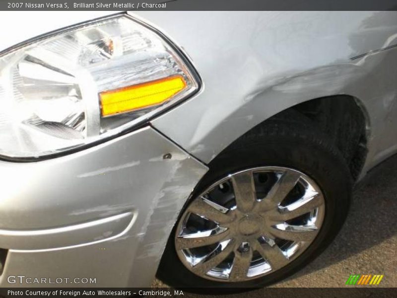 Brilliant Silver Metallic / Charcoal 2007 Nissan Versa S