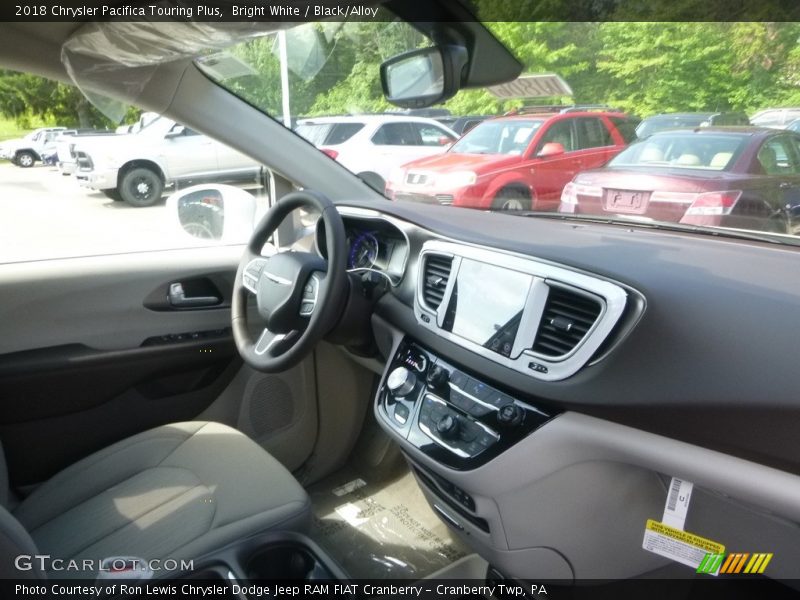 Bright White / Black/Alloy 2018 Chrysler Pacifica Touring Plus