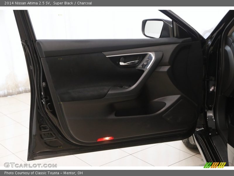 Super Black / Charcoal 2014 Nissan Altima 2.5 SV