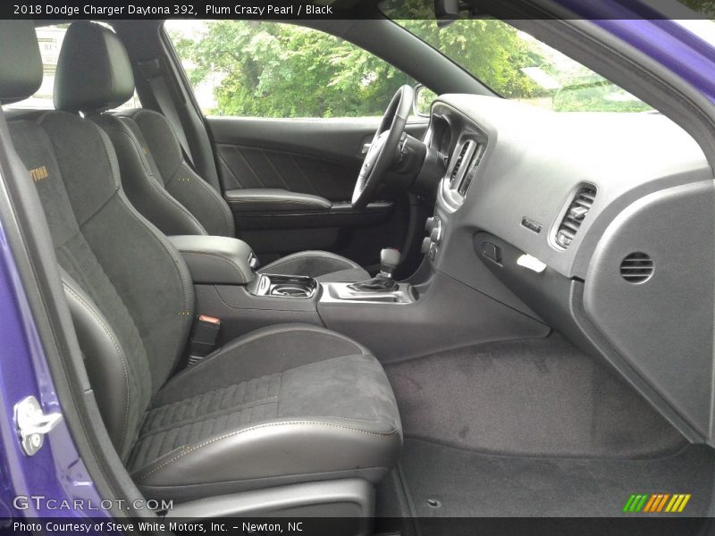 Plum Crazy Pearl / Black 2018 Dodge Charger Daytona 392