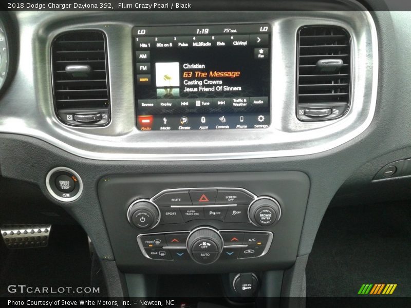 Plum Crazy Pearl / Black 2018 Dodge Charger Daytona 392