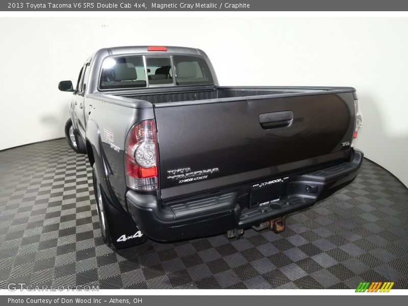 Magnetic Gray Metallic / Graphite 2013 Toyota Tacoma V6 SR5 Double Cab 4x4