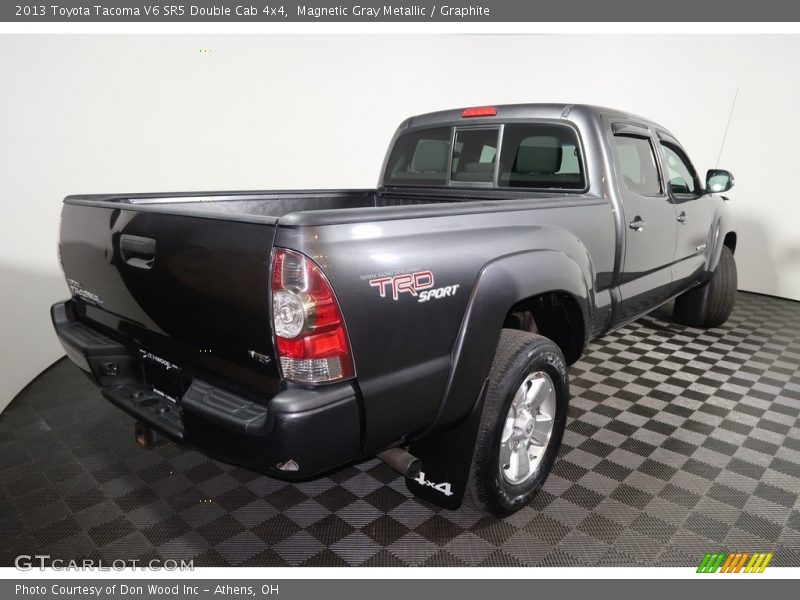 Magnetic Gray Metallic / Graphite 2013 Toyota Tacoma V6 SR5 Double Cab 4x4