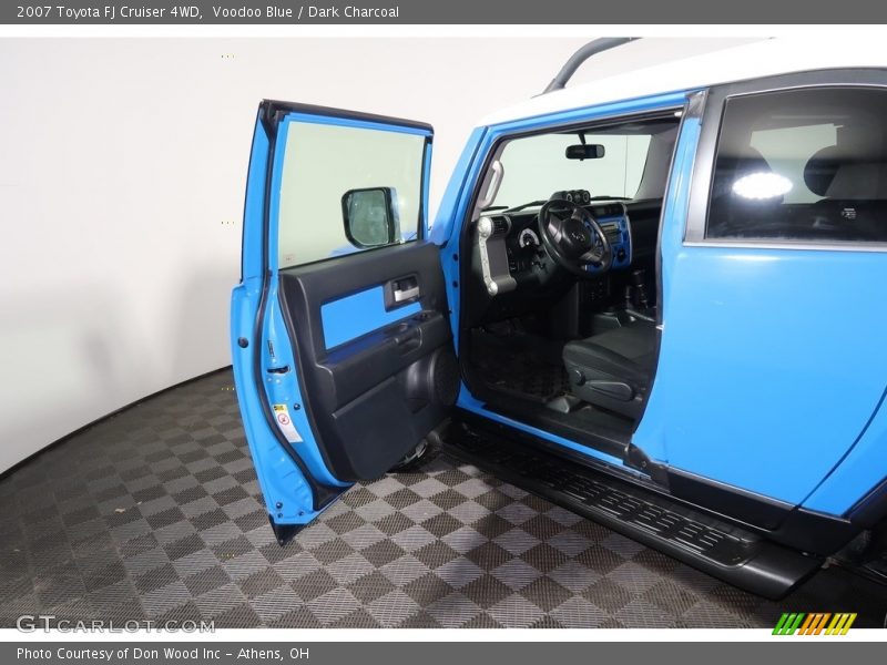 Voodoo Blue / Dark Charcoal 2007 Toyota FJ Cruiser 4WD