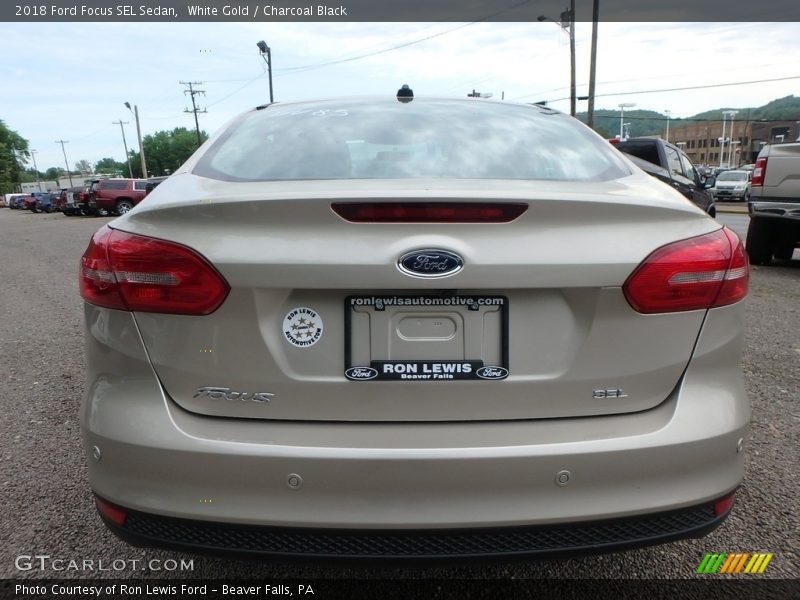 White Gold / Charcoal Black 2018 Ford Focus SEL Sedan