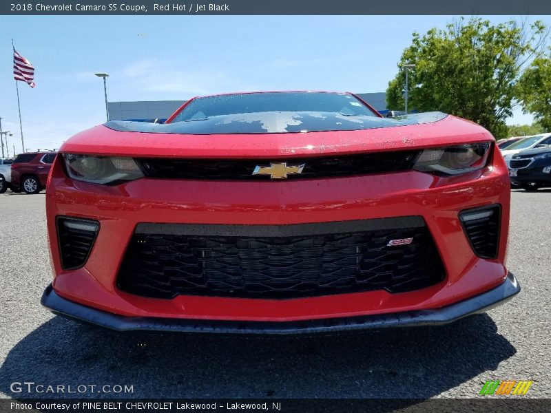 Red Hot / Jet Black 2018 Chevrolet Camaro SS Coupe
