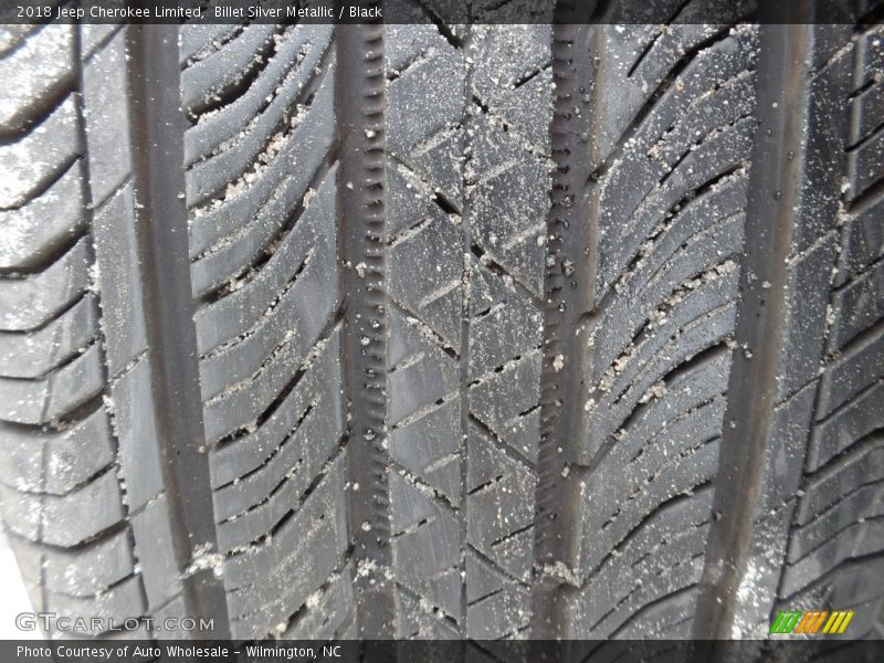 Billet Silver Metallic / Black 2018 Jeep Cherokee Limited