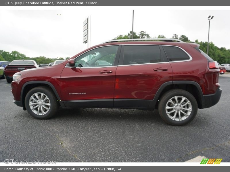 Velvet Red Pearl / Black 2019 Jeep Cherokee Latitude