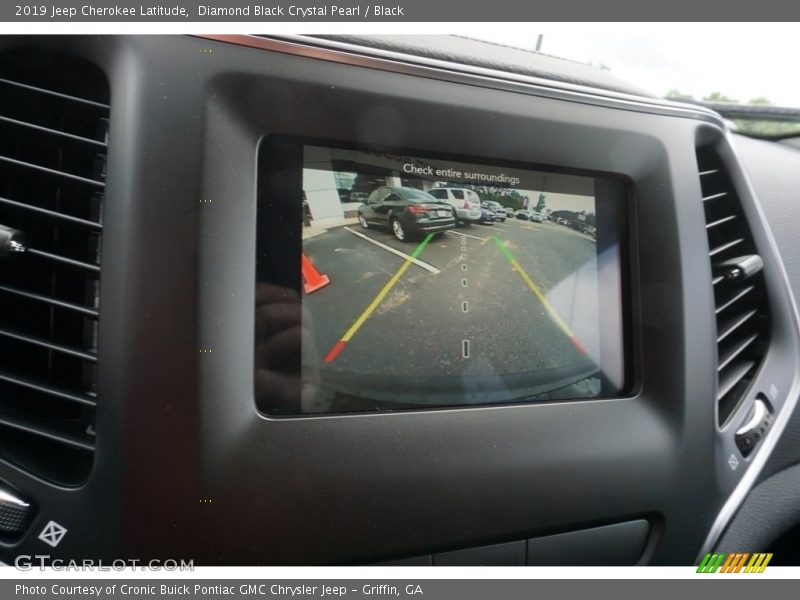 Diamond Black Crystal Pearl / Black 2019 Jeep Cherokee Latitude