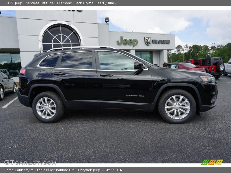 Diamond Black Crystal Pearl / Black 2019 Jeep Cherokee Latitude